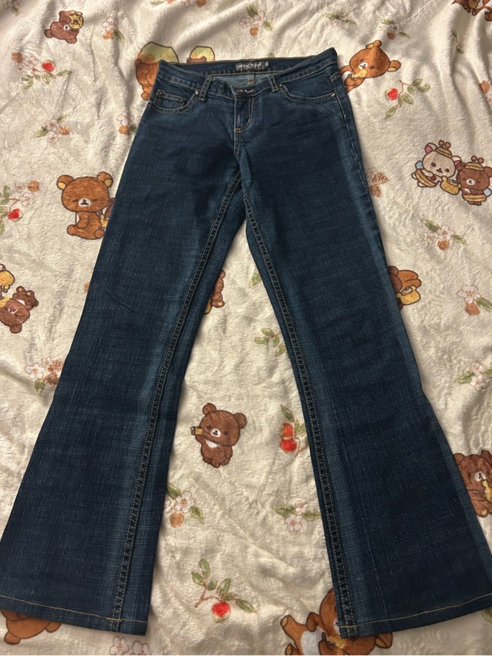 Bisou Bisou Jeans